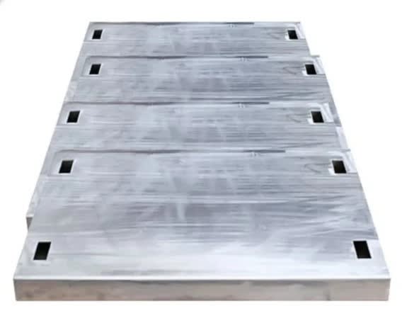 Challenger Lifts - Aluminum Deck (4 pc of 37.1/2" x 40.3/4", 163" Total)