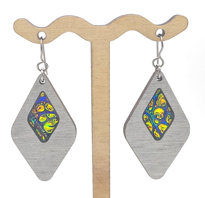 18g Earrings - Fire Starter Dichro Inlay - Diamond - Dovetale