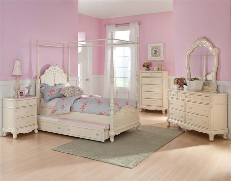 Cinderella 4 Piece Youth Bedroom Set in Ecru by Home Elegance