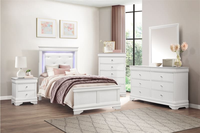 Lana 6 Piece Bedroom Set in White Finish by Home Elegance - HEL-1556W-1-4