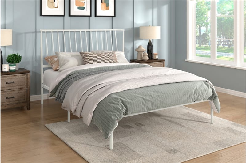 Augusta Queen Bed in White Finish by Home Elegance - HEL-1630WH-1