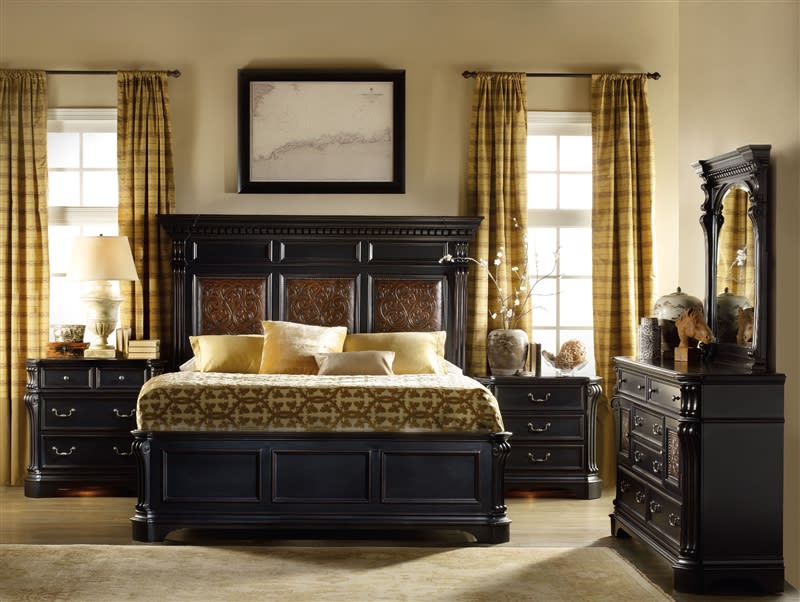 Telluride 6 Piece Bedroom Set in Distressed Black Finish by Hooker Furniture  HF-370-90-850-S