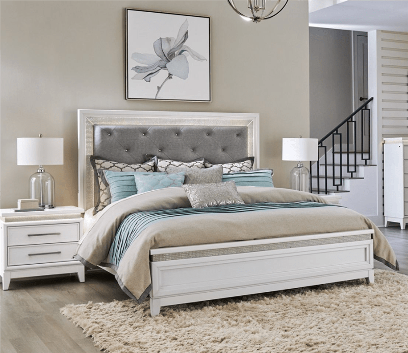 Reflections Upholstered Bed in Pearl White Finish by Liberty Furniture - 781-BR-QUB