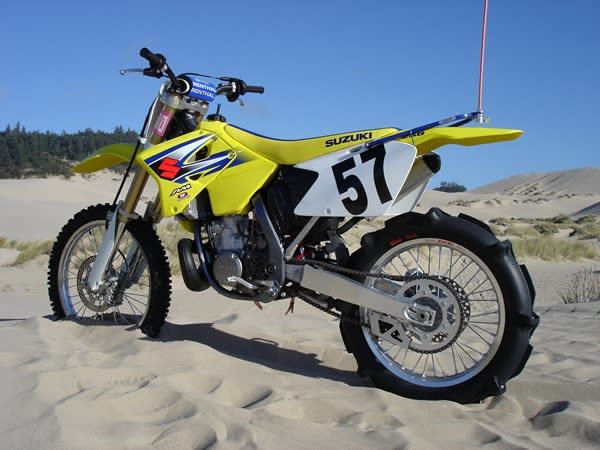 HRF Suzuki seat bolt whip mount