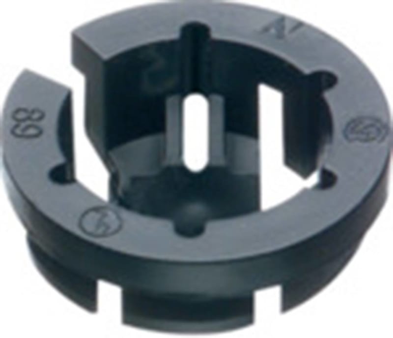 NM94 ARLINGTON INDUSTRIES PLASTIC PUSH IN CONNCTRS