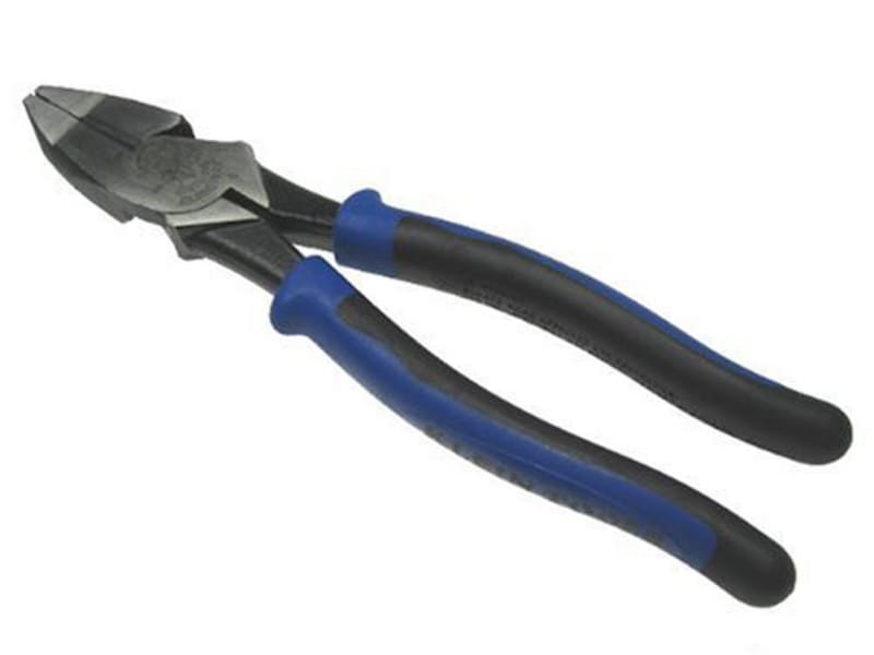 Klein Tools Journeyman Side Cutting Pliers. Klein Tools Journeyman Side Cutting Pliers.