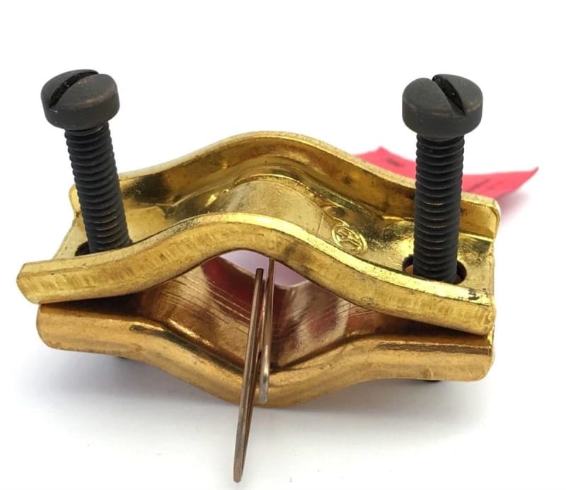 Thomas & Betts 3888 1/2" - 1" Ground Clamp