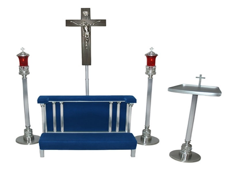 newly designed monteverdi devotional set
provides and economical way to freshen up your chapel.
features beautiful sat chapel