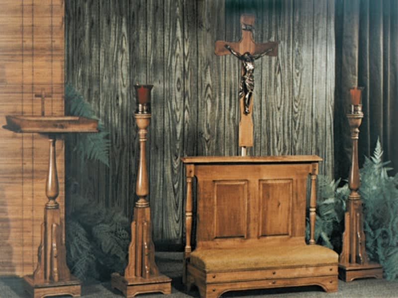 Williamsburg devotional set used in funeral service operations, from lynch supply Williamsburg devotional set used in funeral service operations, from lynch supply