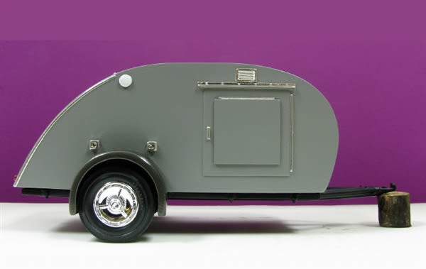 Art Deco Tear Drop Trailer Body, Frame, and Fenders (1/25)