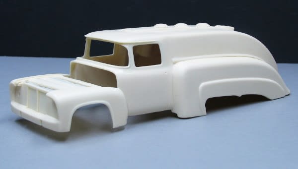 Ford FD-100 Tanker Truck (1/25) "Resin Body"