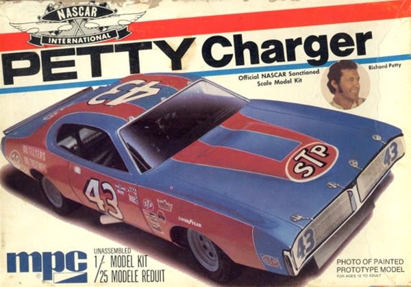 1:16 Scale Model MPC Richard Petty 1973 Dodge Charger Model Kit