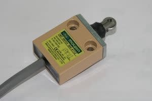 M4-4112Q-DC M4 Series