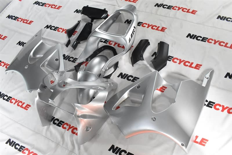 Kawasaki ZX6R OEM Style Silver Fairings Kawasaki ZX6R OEM Style Silver Fairings