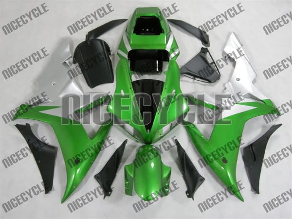 Yamaha YZF-R1 Metallic Green/Silver Fairings Yamaha YZF-R1 Metallic Green/Silver Fairings