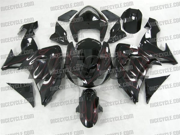 Kawasaki ZX10R Red Flames/Silver Fairings Kawasaki ZX10R Red Flames/Silver Fairings