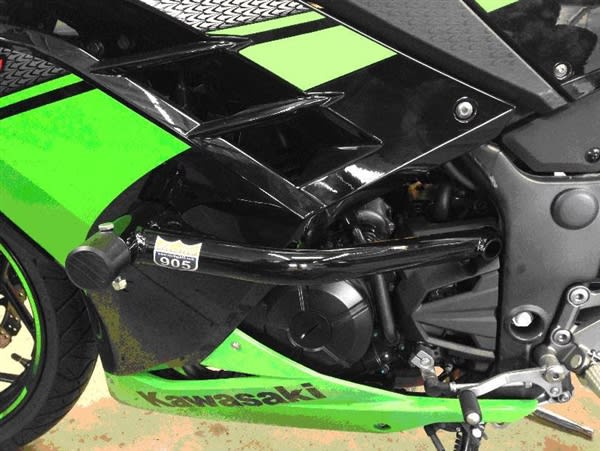 Kawasaki Ninja 300 Race Rail Frame Sliders Stunt Armor 2013-2016 - Main Image