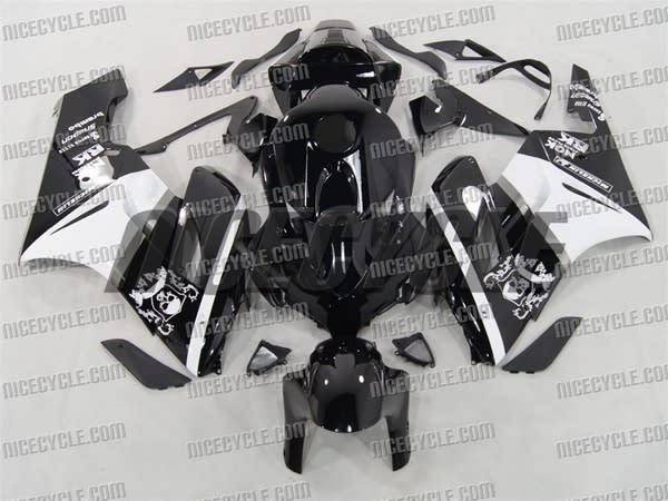 Honda CBR 1000RR White/Black Fairings Honda CBR 1000RR White/Black Fairings
