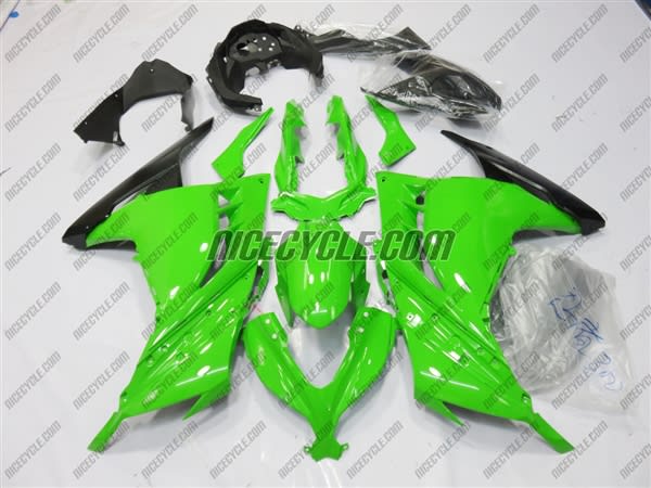 Kawasaki Ninja 300 Mean Green Fairings Kawasaki Ninja 300 Mean Green Fairings