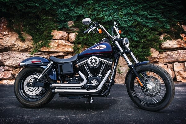 Harley Dyna Chrome Maverick 4" Slip On Exhaust Harley Dyna Chrome Maverick 4" Slip On Exhaust