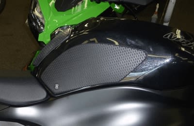 Kawasaki ZX636 Tank Grip Kawasaki ZX636 Tank Grip