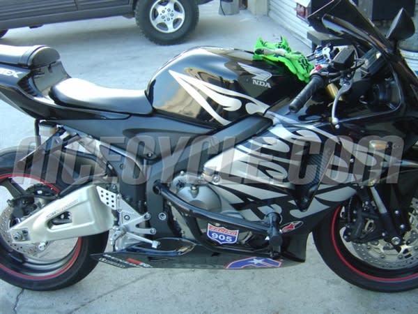 Honda CBR 600RR Stunt Cage Honda CBR 600RR Stunt Cage