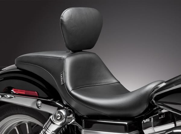 Harley Davidson Dyna OutCast Seat Harley Davidson Dyna OutCast Seat