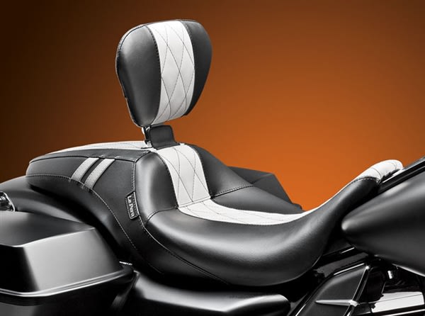 Harley Davidson FL OutCast Seat Harley Davidson FL OutCast Seat