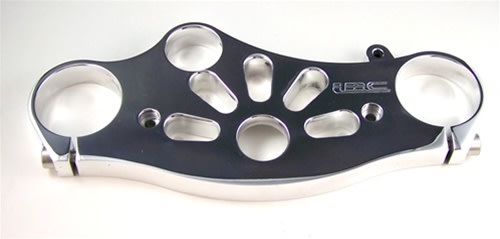Polished Top Tree Clamp YAMAHA R1 (04-06) (Product code: A3286LRC) Polished Top Tree Clamp YAMAHA R1 (04-06) (Product code: A3286LRC)