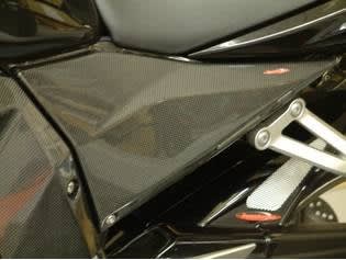 Kawasaki Z750S / Z750 (04-06) / Z1000 (03-06) Upper Side Panels (pair) - Carbon Fiber Kawasaki Z750S / Z750 (04-06) / Z1000 (03-06) Upper Side Panels (pair) - Carbon Fiber