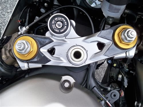 KAWASAKI ZX6R 05-06 CARBON LOOK TRIPLE TREE COVER