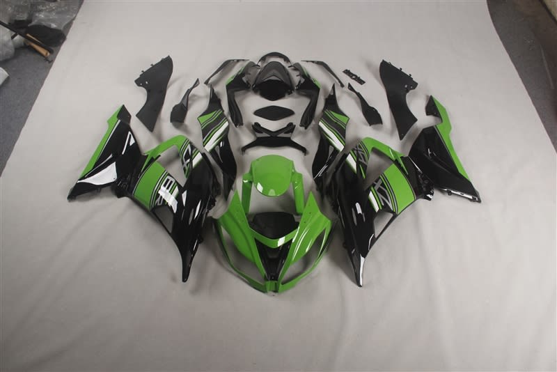 Motorcycle Fairings Kit - 2013-2018 Kawasaki ZX6R Green/Black Fairings | ZX613181