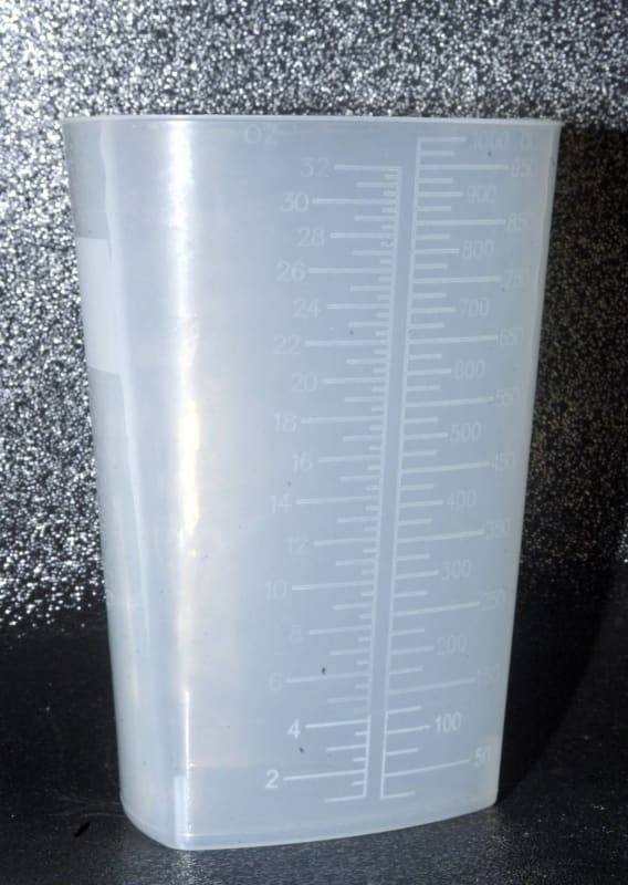 Care Line Triangular Graduated Container, 1,000 mL Care Line Triangular Graduated Container, 1,000 mL