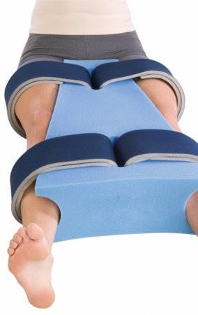 DJO ProCareÂ® Hip Abduction Pillow, Small
