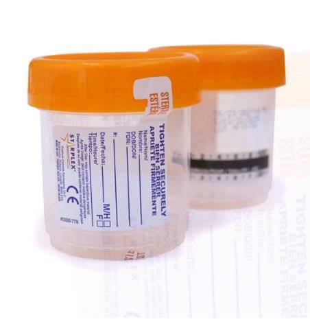Starplex Scientific Corp Specimen Container StarplexÂ® StarCLICK 100 66 mm Height 100 mL (3.4 oz.) Screw Cap Patient Information Sterile