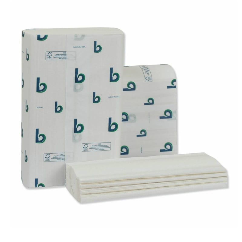 Essendant Co/United Stationers BoardwalkÂ® Multi-Fold Paper Towel, 250 Sheets per Pack