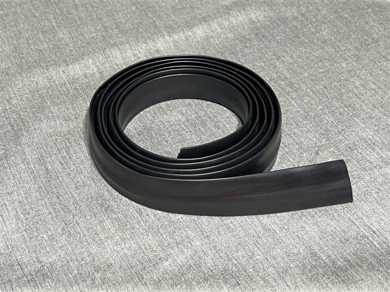 Bonanza/Baron Wing Root Seal-Lower Wing