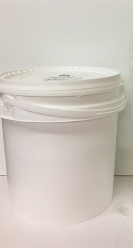 2 Gallon Bucket with Pull Through Lid