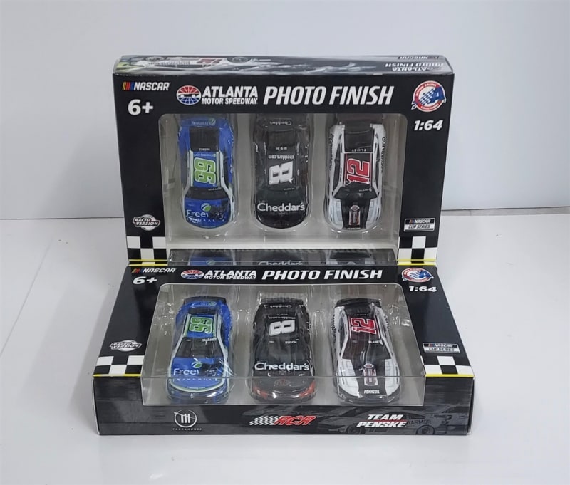 2024 Atlanta Photo Finish ​3 Car 1:64 Set ​