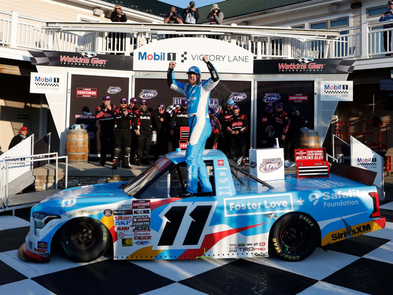 **Preorder** KADEN HONEYCUTT 2026 SAFELITE/ FOSTER LOVE WATKINS GLEN RACE WIN 1:24 ARC DIECAST