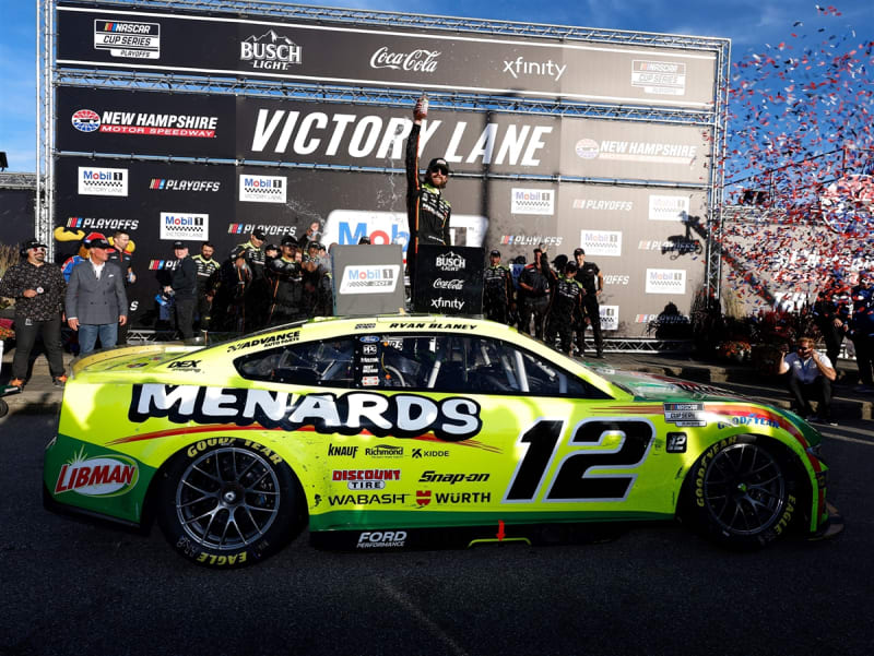 **Preorder** RYAN BLANEY 2025 MENARDS/LIBMAN NEW HAMPSHIRE RACED WIN 1:24 ARC DIECAST