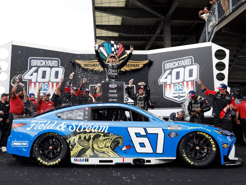 **Preorder** COREY HEIM 2026 FIELD & STREAM INDIANAPOLIS RACED WIN 1:24 FLASHCOAT SILVER