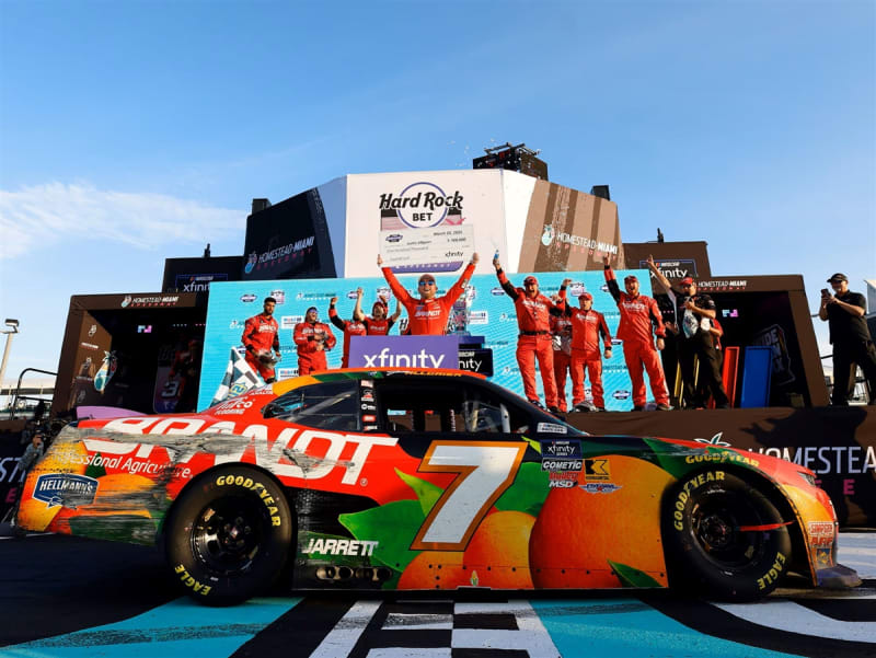**Preorder** JUSTIN ALLGAIER 2025 BRANDT HOMESTEAD RACED WIN 1:24 AUTOGRAPHED ARC DIECAST