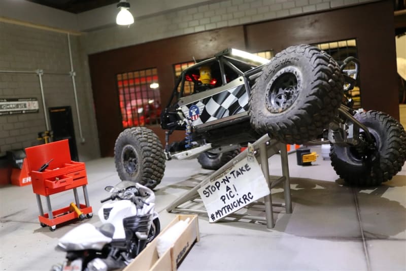 MyTrickRC Axial RR10 Bomber LED Light Kit with HB-2 Controller