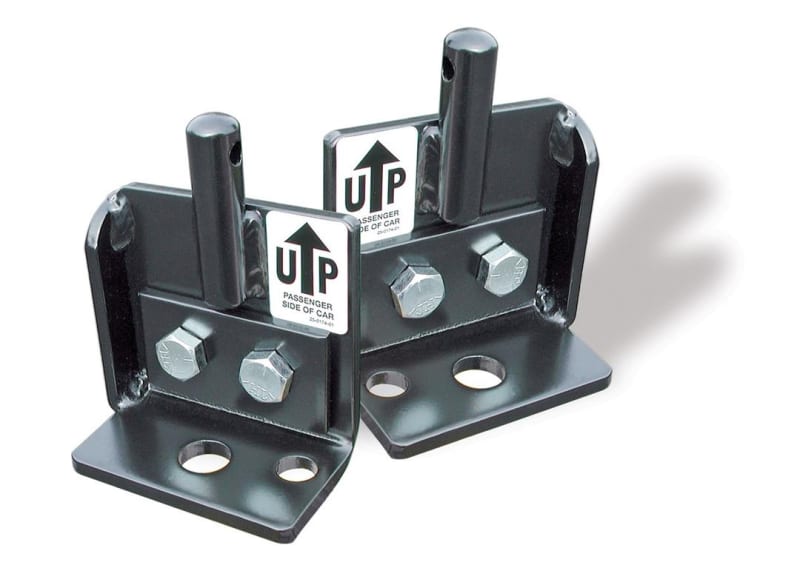 The Roadmaster model 222 is a half set of car-side quick disconnect brackets for use with a compatible Roadmaster tow bar system. This kit provides a secure and easy-to-use connection between your towed vehicle and the tow bar.
