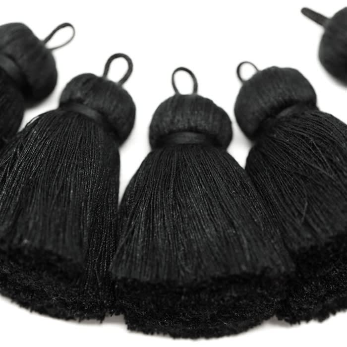 Yarn tassels, garland tassels, cotton tassels, diy tassels, tassel garland,  jewelry tassels, key chain tassels, earring tassels, Black