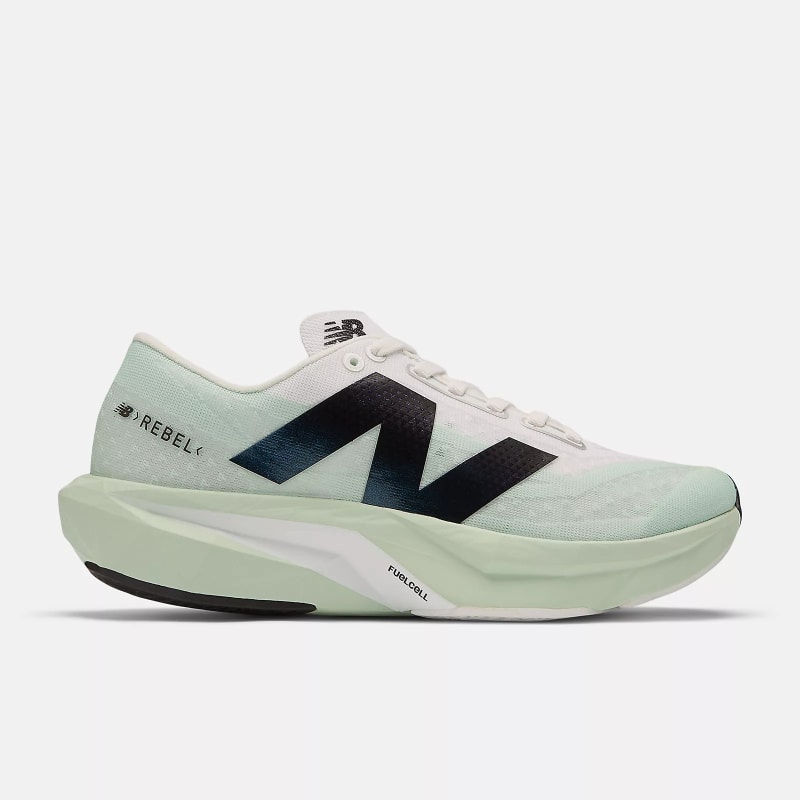 ★ニューバランス★(W)FuelCell Rebel v4★Clay Ash-D Wide New Balance Women's FuelCell Rebel v4 (Clay Ash/White/Black