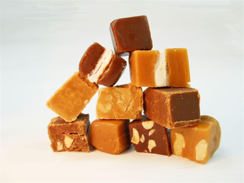 Custom All Eight with Marshmallow - Half Pound Box
