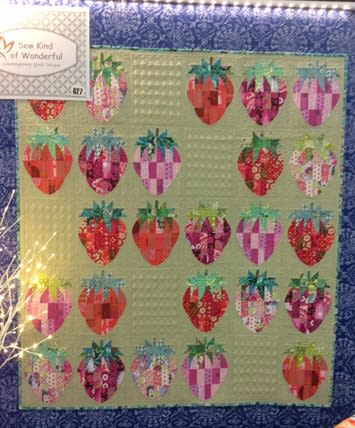 【逸品】 SKW-MOD-STRAWBERRIES-2.jpg パッチワーク・キルト