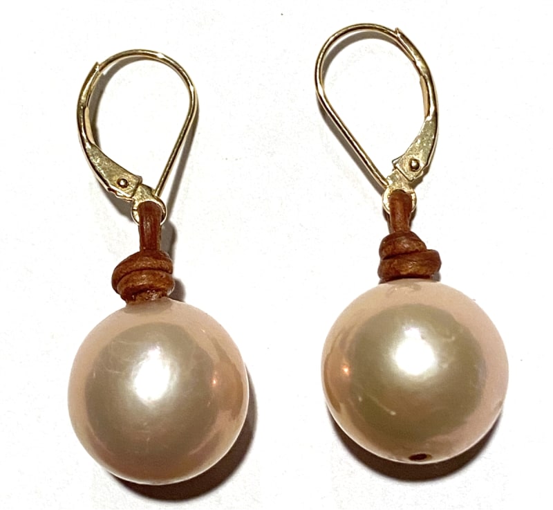 photo of Wendy Mignot Rosie A+ Freshwater Pearl and Leather Earrings Blush-0" photo of Wendy Mignot Rosie A+ Freshwater Pearl and Leather Earrings Blush-0"